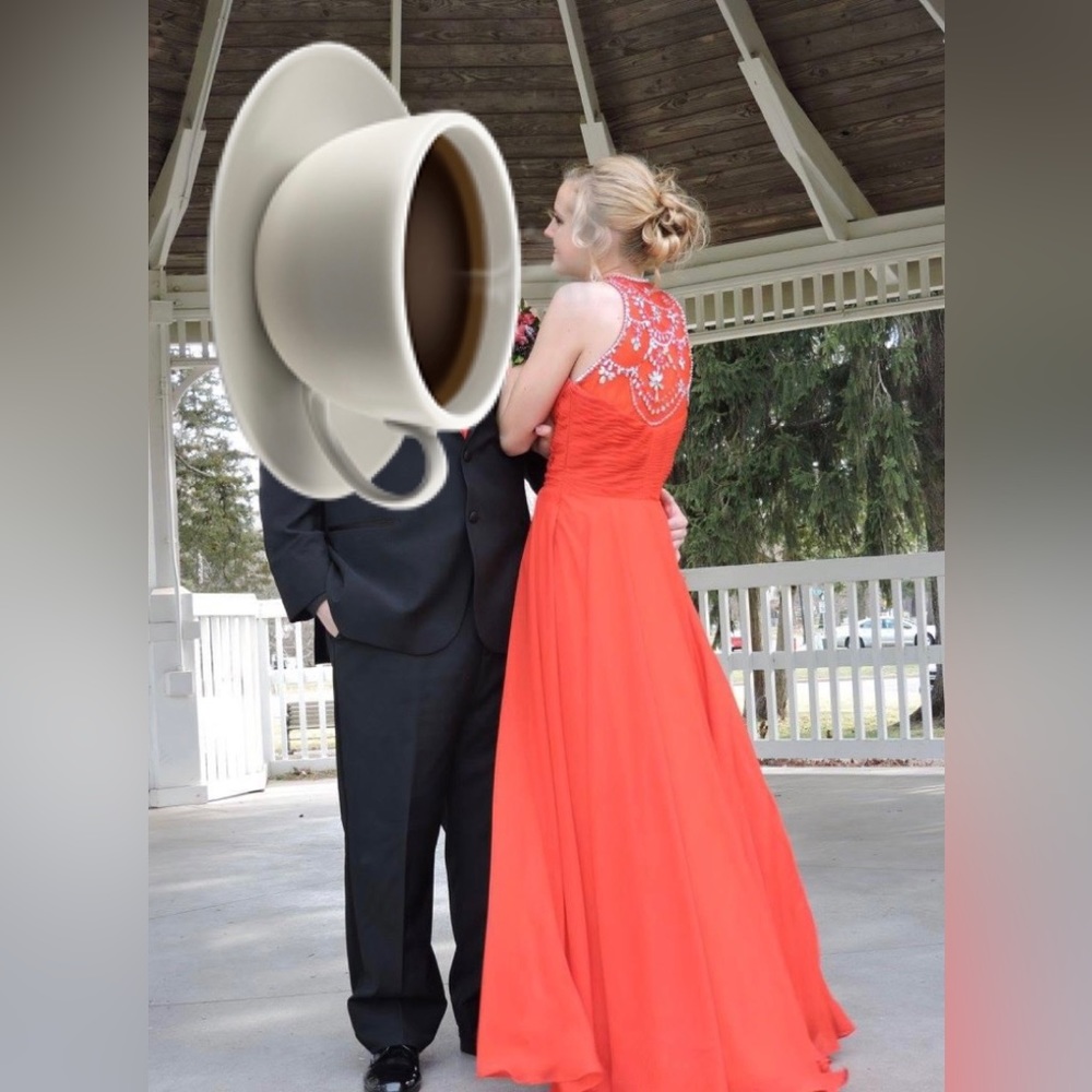 Red prom dress